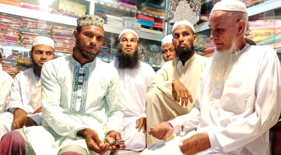 সুবর্ণচরে অসহায় কৃষকের হারানো টাকা ও স্বর্ণ ফেরত দিয়ে মানবিক দৃষ্টান্ত স্থাপন