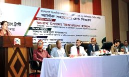 সাংবাদিকদের কল্যাণে প্রয়োজনীয় সকল উদ্যোগ নেবে সরকার : তথ্য উপদেষ্টা