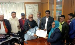 সেনবাগে মনোনয়ন পত্র জমা দিলেন বিএনপির প্রার্থী জয়নুল আবদিন ফারুক