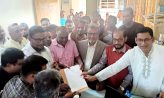 নোয়াখালী-২ আসনে বিএনপি প্রার্থী জয়নুল আবদিন ফারুকের মনোনয়ন ফরম সংগ্রহ
