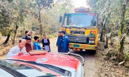 কোম্পানীগঞ্জে অবৈধ বালু পরিবহনের দায়ে দু লাখ টাকা অর্থদন্ড