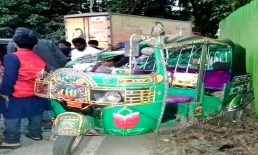 মাইজদীতে পিকআপের ধাক্কায় শিশু নিহত, আহত ৪