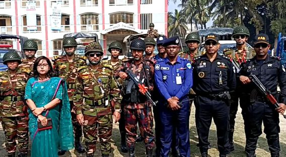 চাটখিলে যৌথ বাহিনীর নির্বাচনী মহড়া জনমনে স্বস্তি