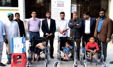 কোম্পানীগঞ্জে Serve for Smile-এর উদ্যোগে প্রতিবন্ধী ও অসহায়দের মাঝে হুইলচেয়ার ও নেবুলাইজার বিতরণ