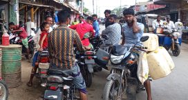 পেট্রোল–অকটেন সংকটে বন্ধ কয়েকশ মোটরসাইকেল, দুশ্চিন্তায় চালকরা