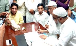 জেলা পরিষদের প্রশাসক হারুনুর রশিদ আজাদের দায়িত্ব গ্রহণ