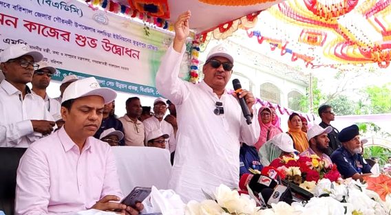 খালে পানিপ্রবাহ নিশ্চিত করতে হবে, সরকারি টাকা চুরি করতে দেওয়া যাবে না: তথ্যমন্ত্রী