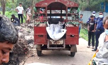 চৌমুহনীতে খাল থেকে অজ্ঞাত যুবকের বস্তাবন্দী গলাকাটা লাশ উদ্ধার