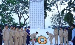 স্বাধীনতা দিবসে শহীদ বীর মুক্তিযোদ্ধাদের স্মৃতিবেদিতে জেলা পুলিশের শ্রদ্ধা
