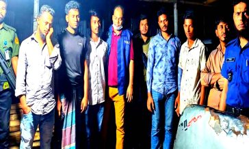 কোম্পানীগঞ্জে অবৈধ বালুবাহী ট্রাকসহ ৯ চালক আটক