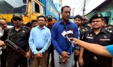 ভোজ্য তেলের মজুদ নিয়ে উপজেলা প্রশাসন ও র‍্যাব-১১ তদারকি; অবৈধ মজুদে কোন ছাড় নেই ইউএনও