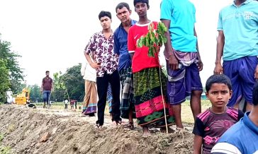 সুবর্ণচরে আদালতের নির্দেশনা অমান্য করে জমি দখলের চেষ্টার অভিযোগ