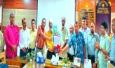 নোয়াখালী সরকারি কলেজে ভারপ্রাপ্ত অধ্যক্ষকে ফুলের শুভেচ্ছা