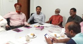 প্রগতি লেখক সংঘের সাহিত্য আড্ডা অনুষ্ঠিত