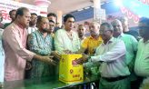 চৌমুহনীতে ঠাকুর রামচন্দ্র দেবের তিরোধান দিবসে যুবদলের খাদ্য সামগ্রী বিতরণ