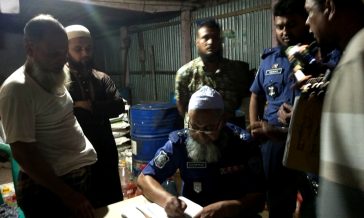 চাটখিলে অবৈধভাবে মজুদকৃত অকটেন জব্দ, আটক ২