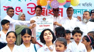 ফ্যাসিস্ট সরকার তরুণদের হাতে মাদক দিয়েছিল: শিক্ষামন্ত্রী