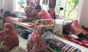 মাইজদীতে হামের উপসর্গে প্রথম শিশুর মৃত্যু, হাসপাতালে ভর্তি শতাধিক