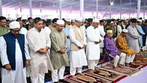 হাজারো মুসল্লির অংশগ্রহণে জাতীয় ঈদগাহে প্রধান জামাত অনুষ্ঠিত