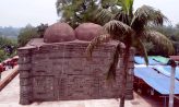 ইতিহাস-ঐতিহ্যের উজ্জ্বল নিদর্শন নওগাঁর কুসুম্বা মসজিদ দেখতে দর্শনার্থীদের ভিড়