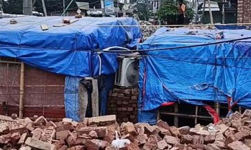 এসিযুক্ত কুঁড়েঘরে ববিতার মাদকের আস্তানা, সিসিটিভিতে নিয়ন্ত্রণ