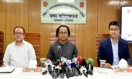 জনগণের দোরগোড়ায় স্বাস্থ্যসেবা পৌঁছে দিতে কাজ করছে সরকার : তথ্য উপদেষ্টা