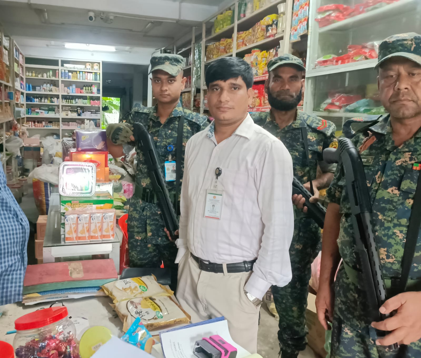 মাইজদী-সোনাপুরে ভোক্তা অধিকার অধিদপ্তরের অভিযান