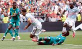 ফুটবলের নিষ্ঠুর আততায়ীর শিকার সেনেগাল
