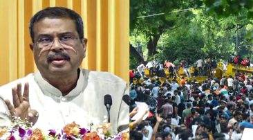 আন্দোলনের মুখে ভারতের শিক্ষামন্ত্রীর পদত্যাগ
