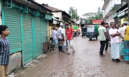 সুবর্ণচরে জমি বিরোধের জেরে ব্যবসাপ্রতিষ্ঠানে তালা দিয়েছে প্রতিপক্ষ