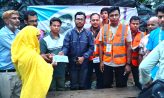 বাঁশখালীতে বন্যায় ক্ষতিগ্রস্ত পরিবারকে সহায়তা দিলো সেইভ লাইফ ফাউন্ডেশন