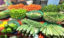 সবজির চড়া দামে অস্বস্তিতে ক্রেতারা