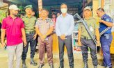 কোম্পানীগঞ্জে সড়কে শৃঙ্খলা ফেরাতে বালুবাহী ট্রাকে অভিযান