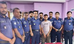 মাইজদীতে প্রবাসীর বাসায় অস্ত্র ঠেকিয়ে চাঁদাবাজির অভিযোগ