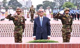 জাতীয় স্মৃতিসৌধে রাষ্ট্রপতির শ্রদ্ধা নিবেদন