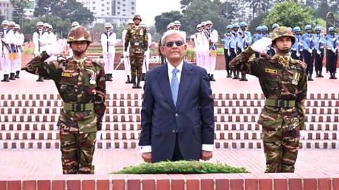 জাতীয় স্মৃতিসৌধে রাষ্ট্রপতির শ্রদ্ধা নিবেদন