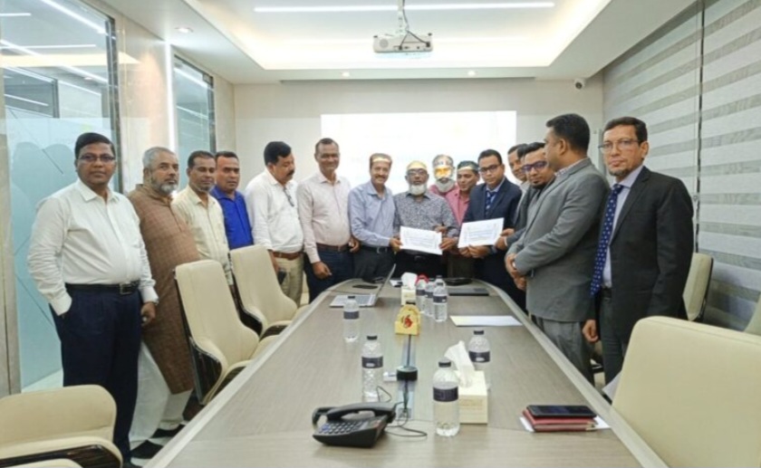 নোয়াখালী ক্লাব ঢাকা ও ওশান প্যারাডাইস হোটেলের মধ্যে চুক্তি স্বাক্ষর