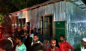 সুবর্ণচরে বিএনপির নাম ভাঙিয়ে সরকারি জমি দখল, স্থাপনা ভেঙে দিলেন এমপি শাহজাহান
