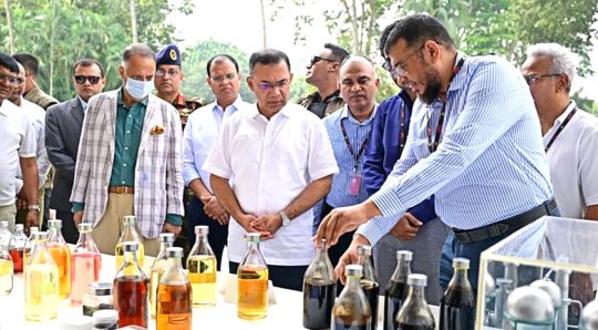 বর্জ্য থেকে জ্বালানি তেল উৎপাদন প্রকল্প বাস্তবায়নে সহযোগিতার আশ্বাস প্রধানমন্ত্রীর