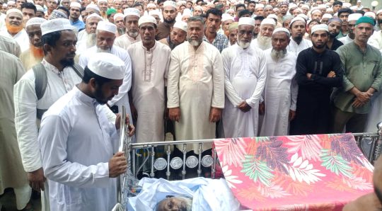 সাংবাদিক হান্নান শাকুরের পিতার দাফন সম্পন্ন